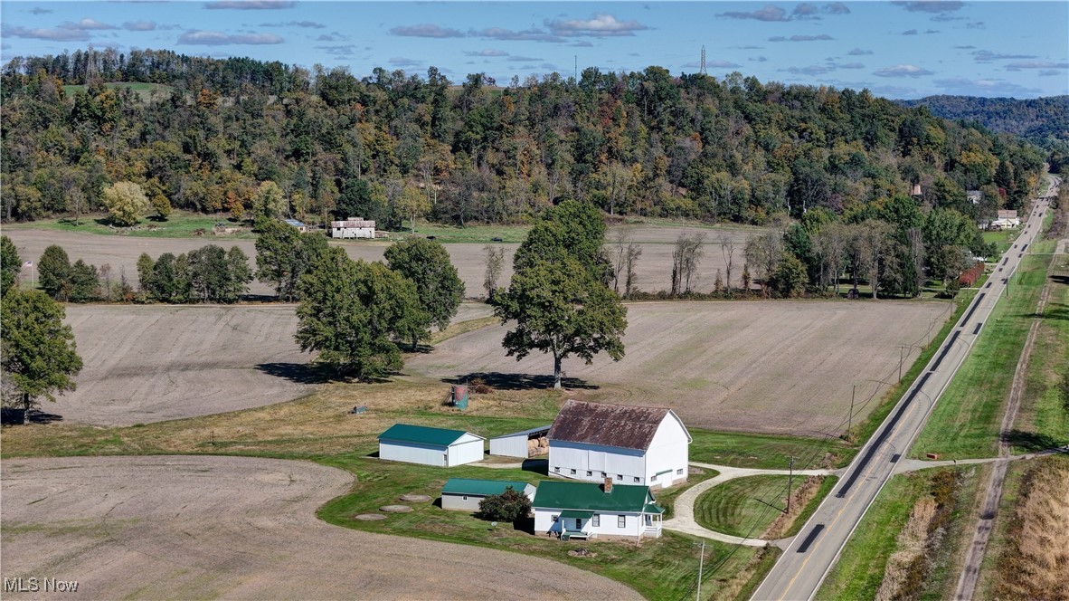 10374 SE State Route 800, Uhrichsville, Ohio image 9