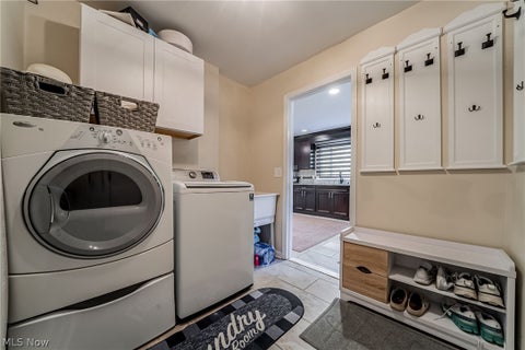 Tiny photo for 18903 Heritage Trail, Strongsville, OH 44136 (MLS # 5256337)
