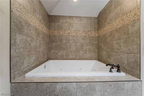 Tiny photo for 18903 Heritage Trail, Strongsville, OH 44136 (MLS # 5256337)