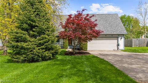 Homes For Sale - 866 S Court Street<br/> Medina County, Medina, OH 44256