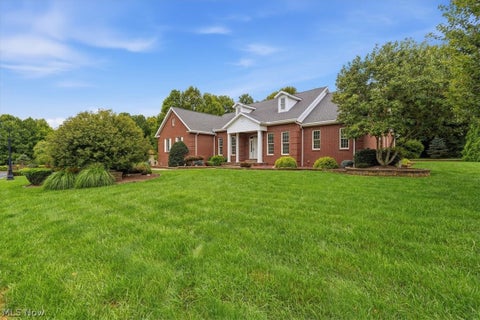 Homes For Sale - 66 Alexander Drive<br/> Williamstown, WV 26187