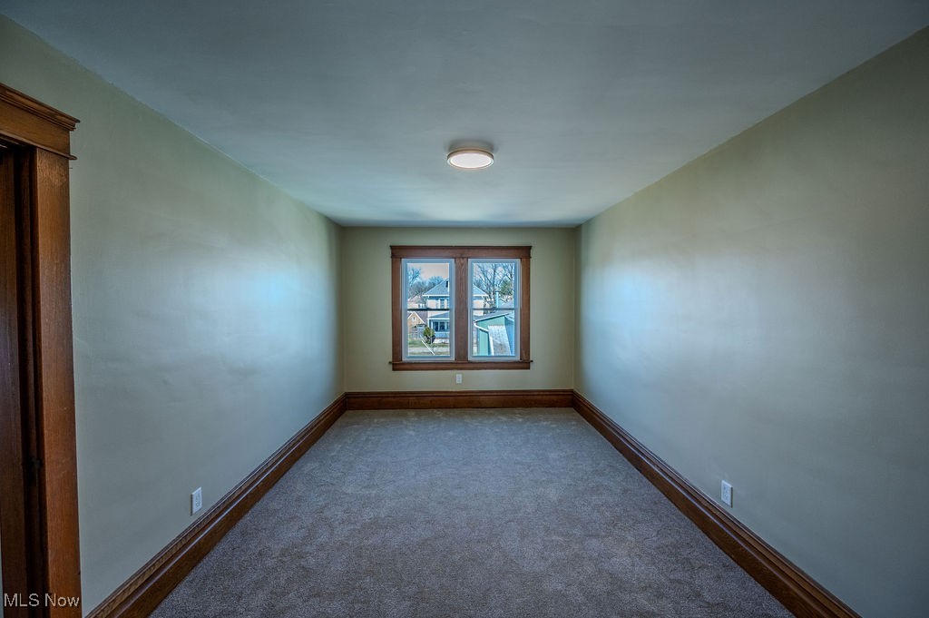 Parkersburg, West Virginia 26101, United States, 3 Bedrooms Bedrooms, ,3 BathroomsBathrooms,Residential,Active,82650