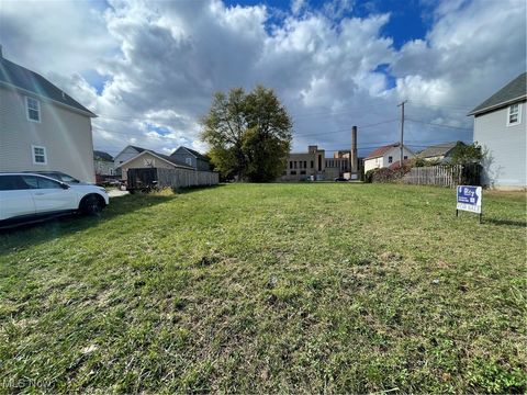 Vacant Land For Sale - E 46 Street<br/> Cleveland, OH 44103