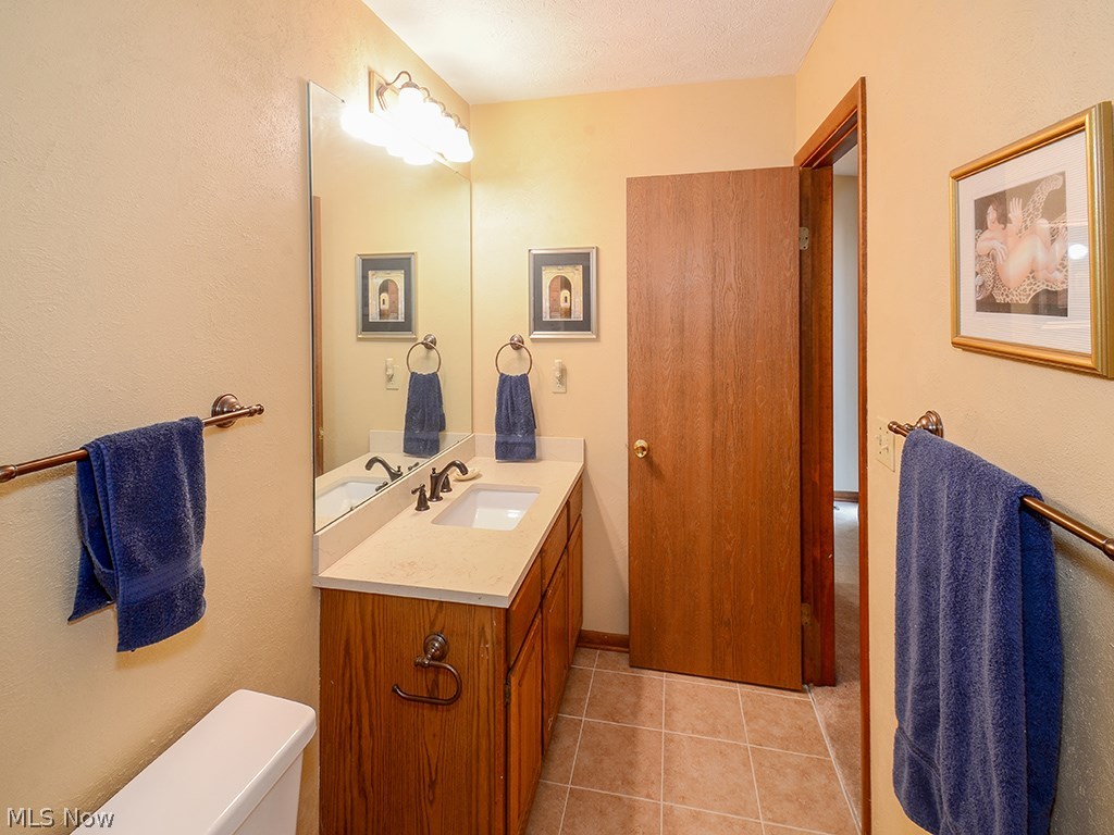 Hunters Pointe - Residential