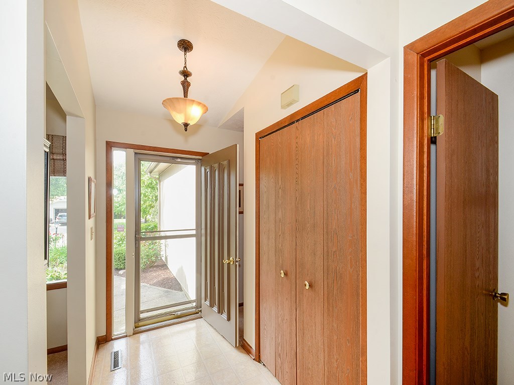 Hunters Pointe - Residential