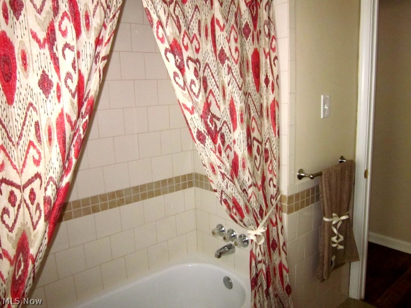 Tuxedo Ext Allotment/M C Aupin - Residential