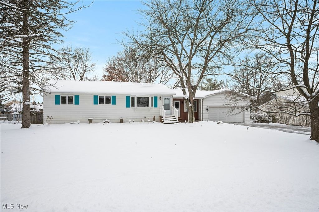 Photo of 1490 Garfield Avenue, Brunswick, OH 44212 (MLS # 5181841)
