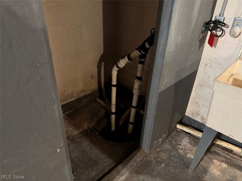 Tiny photo for 800 Lenox New Lyme Road, Jefferson, OH 44047 (MLS # 5186339)