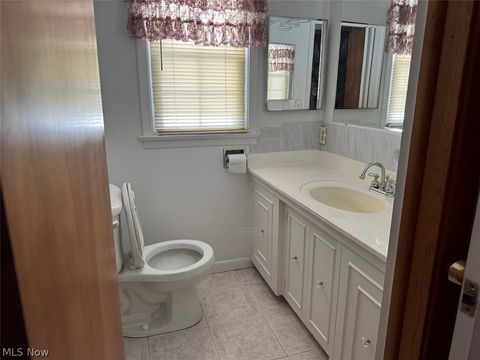 Tiny photo for 800 Lenox New Lyme Road, Jefferson, OH 44047 (MLS # 5186339)