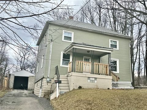 Photo of 114 Penhale Avenue, Campbell, OH 44405 (MLS # 5187781)