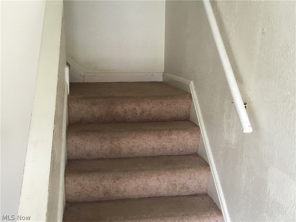 Banbury Village Condo - Residential