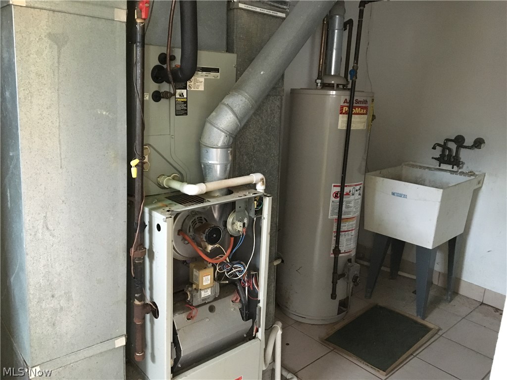 Banbury Village Condo - Residential