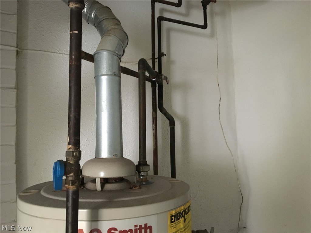 Banbury Village Condo - Residential