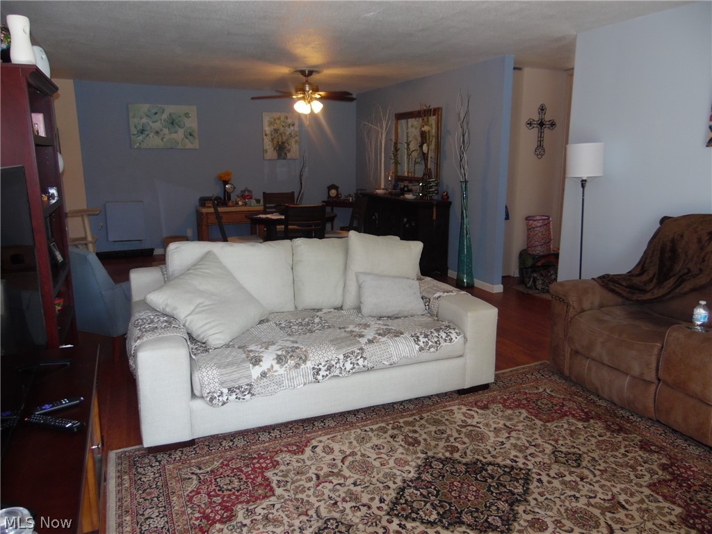 Bonnevilie Tower Condo - Residential