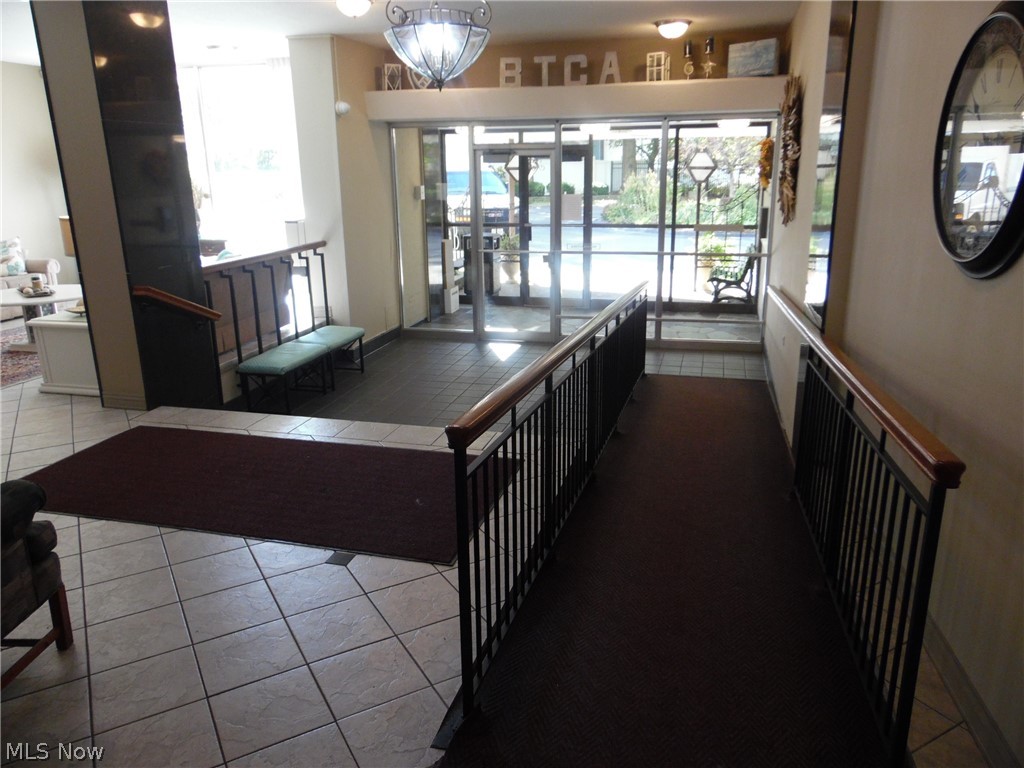 Bonnevilie Tower Condo - Residential