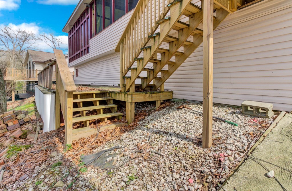 166 Cheyenne Trail, Malvern, Ohio image 9