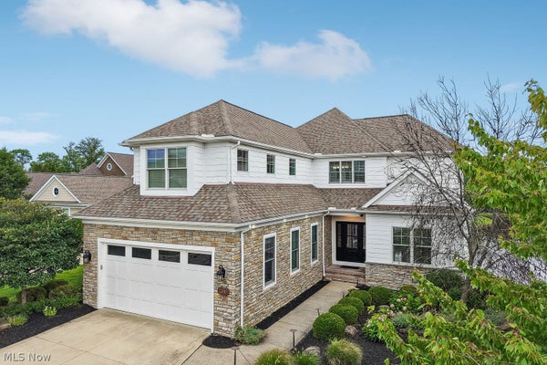 2200 BOTANICA LN, CLEVELAND, OH 44124 - Image 0a5f541d73d0a4eae3fb74ca09a7988c/1628021803
