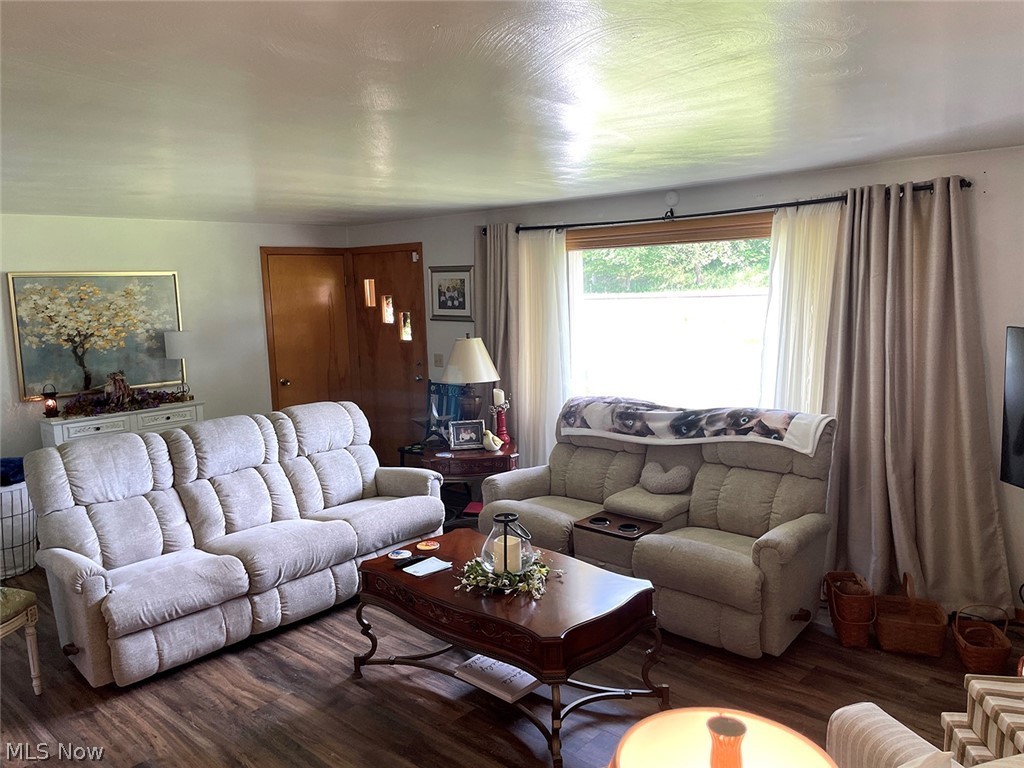 J W Elliots Lincoln Way Allot - Residential