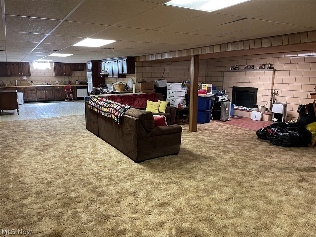 J W Elliots Lincoln Way Allot - Residential