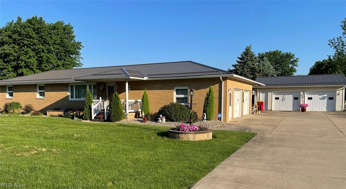 J W Elliots Lincoln Way Allot - Residential