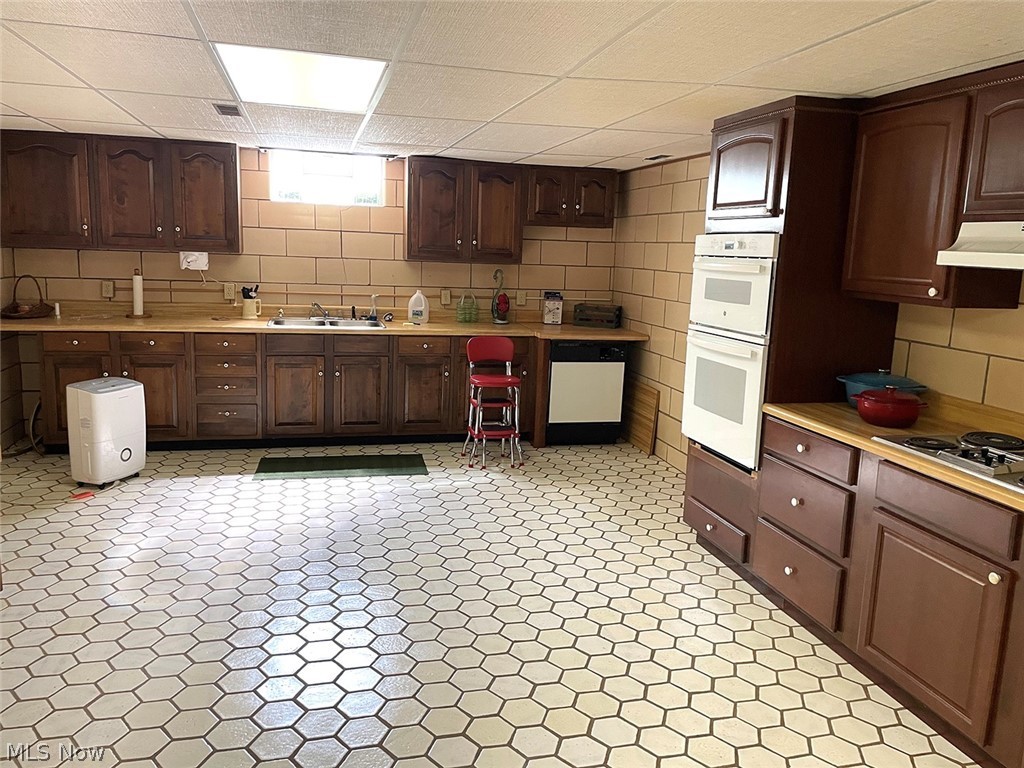 J W Elliots Lincoln Way Allot - Residential