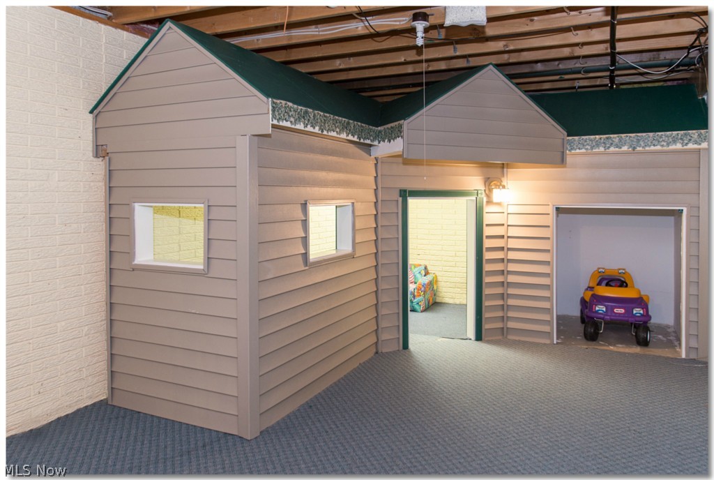 Pine Lake - Residential