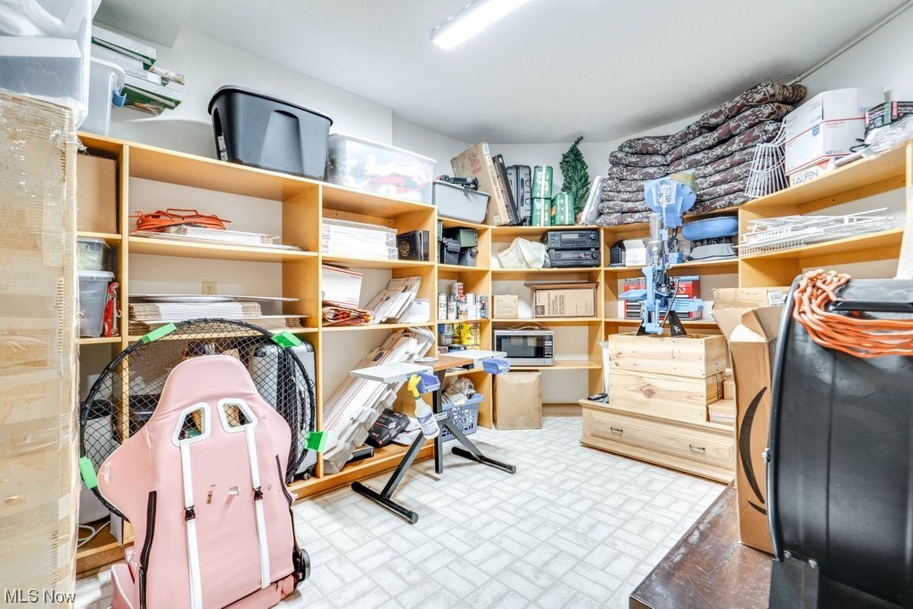 Gale Heights Vineyard - Residential