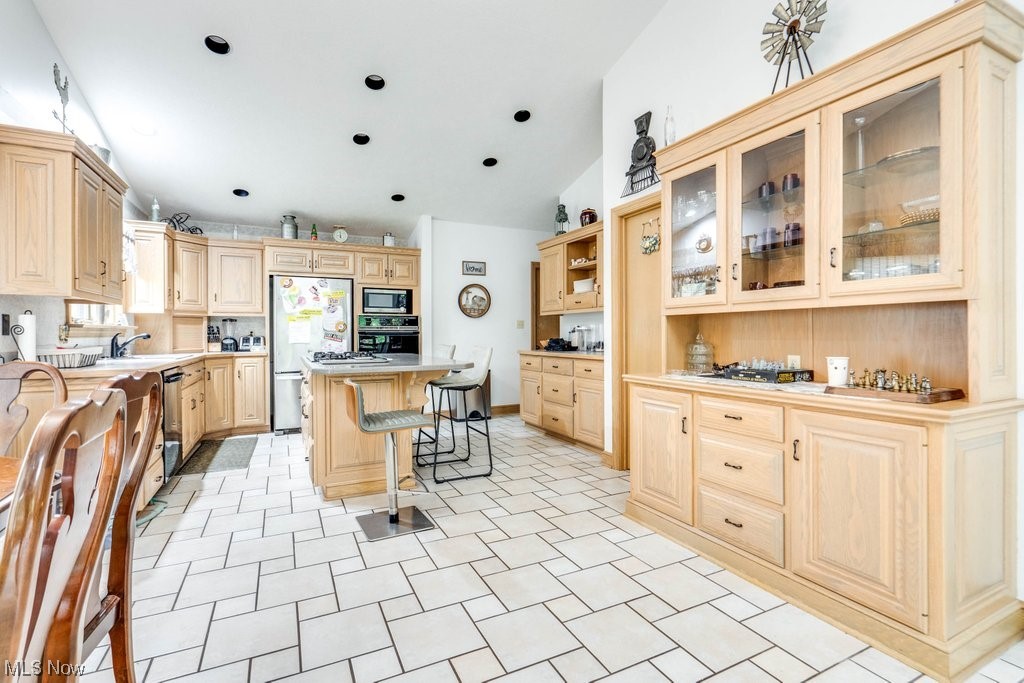 Gale Heights Vineyard - Residential