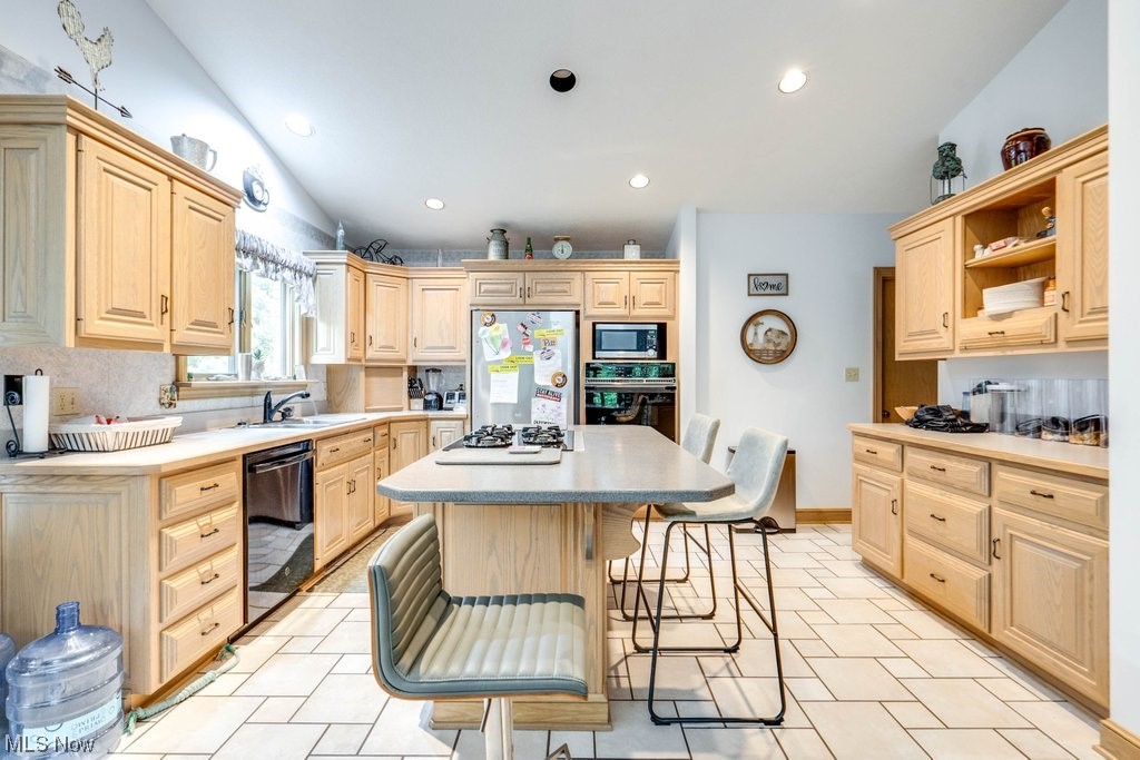 Gale Heights Vineyard - Residential