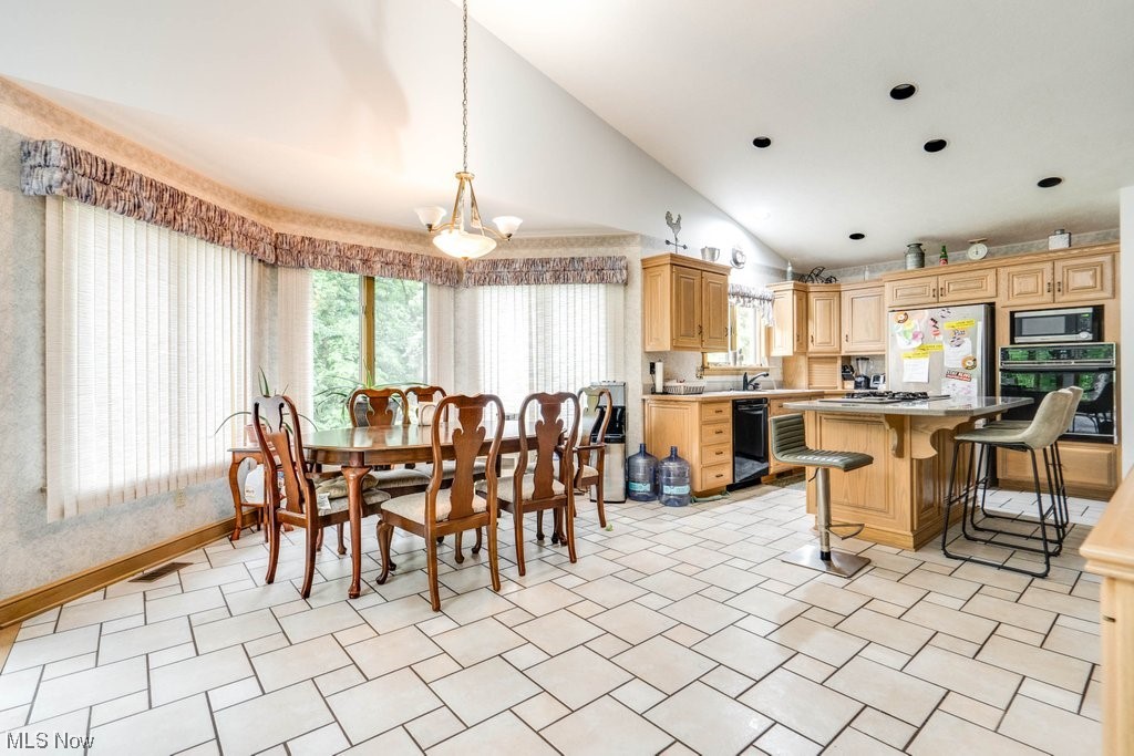 Gale Heights Vineyard - Residential