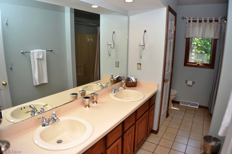 Deerfield Woods - Residential