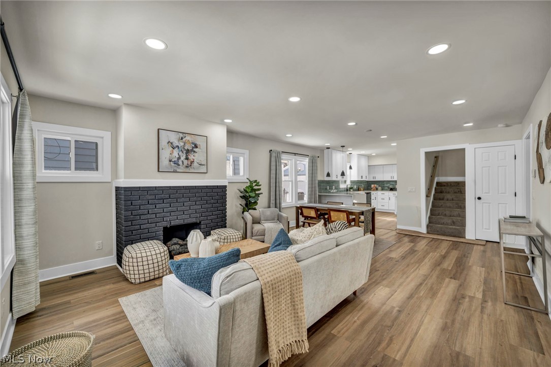 Broadview Companys South Hill - Residential