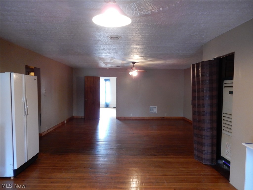 Village/Beach City - Residential