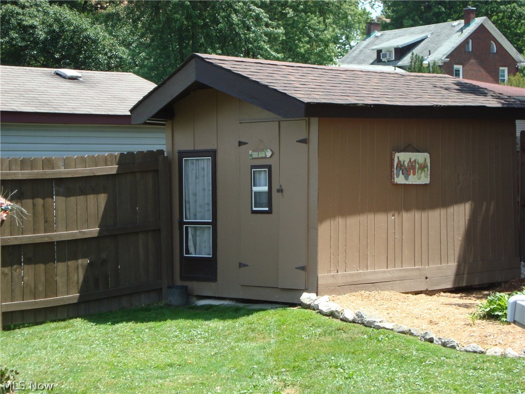 New England Lanes - Residential