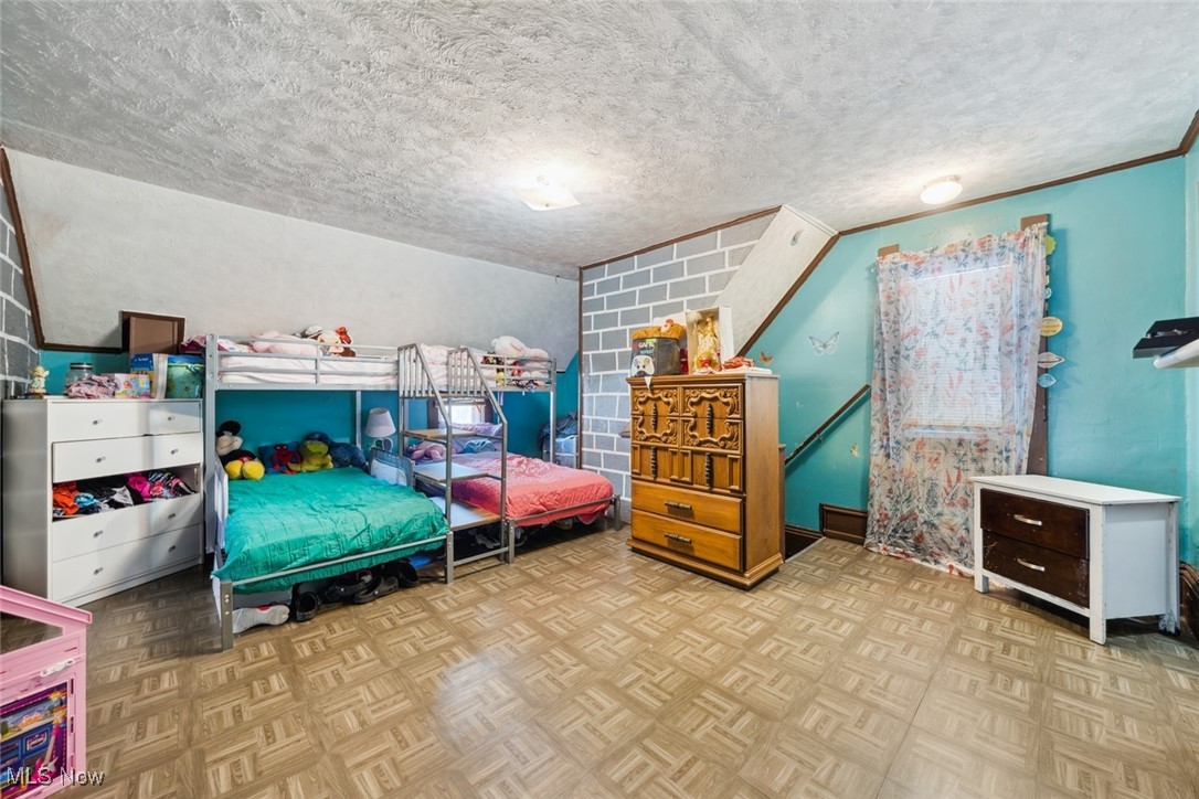 3069 Elyria Avenue, Lorain, Ohio image 21