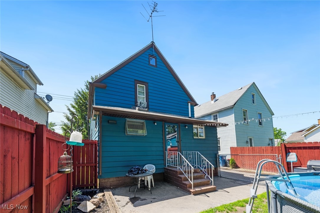 3069 Elyria Avenue, Lorain, Ohio image 34