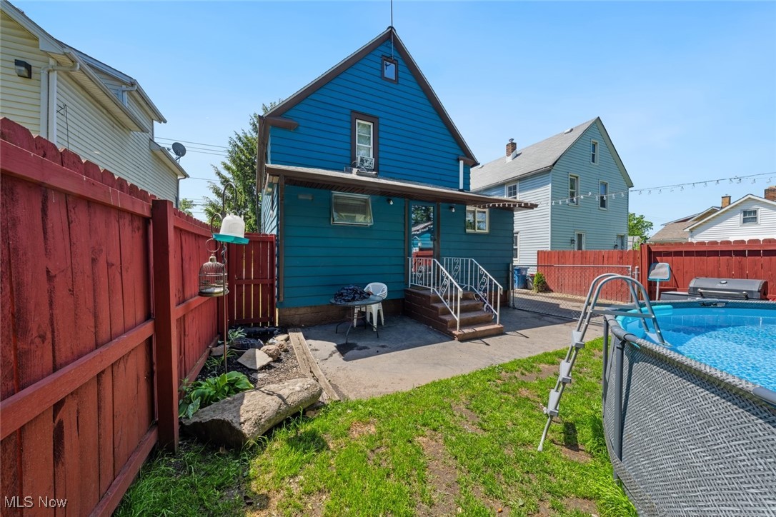 3069 Elyria Avenue, Lorain, Ohio image 33