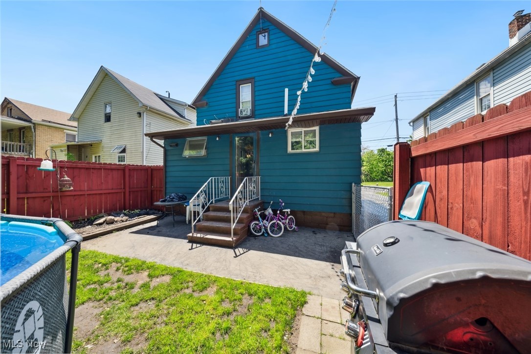 3069 Elyria Avenue, Lorain, Ohio image 37
