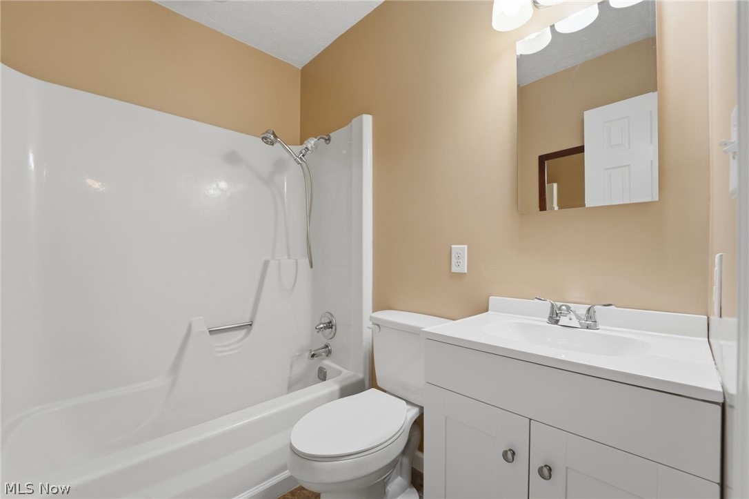 Jeffersonian Estates - Residential