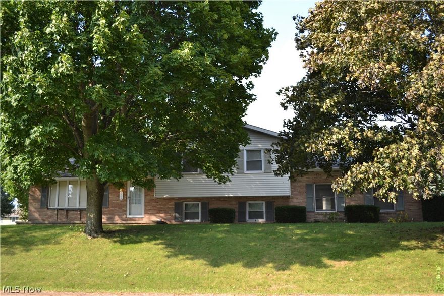 Great split level with neutral decor in Panther Estates. Features 4 bedrooms and 3 full baths and an oak kitchen with all appliances.  There is formal living room and dining room on the main level.  Family room has a woodburning fireplace in the lower level.  Most of the windows are new and the central air is newer. Nice size 2 car garage!  Located withing walking distance to Diamond Park.