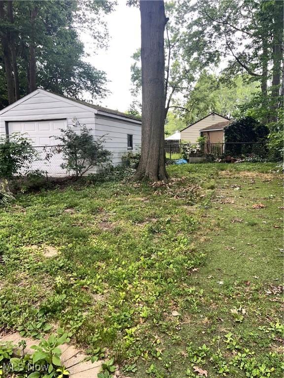 Akron, Ohio 44306, United States, 2 Bedrooms Bedrooms, ,2 BathroomsBathrooms,Residential,Pending,161503