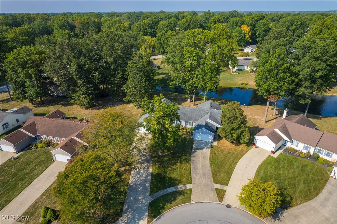 Avon Woods Condo - Residential