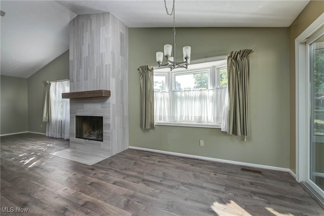 Avon Woods Condo - Residential