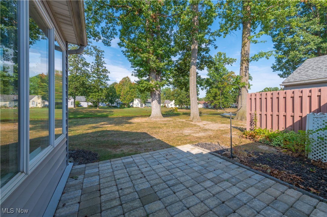 Avon Woods Condo - Residential
