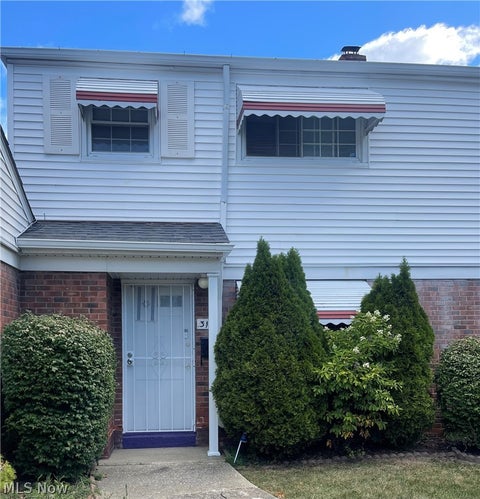 Condo For Sale - 315 Buckner Drive #170<br/> Euclid, OH 44123