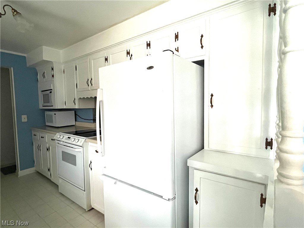 C R Macklin 02 - Residential