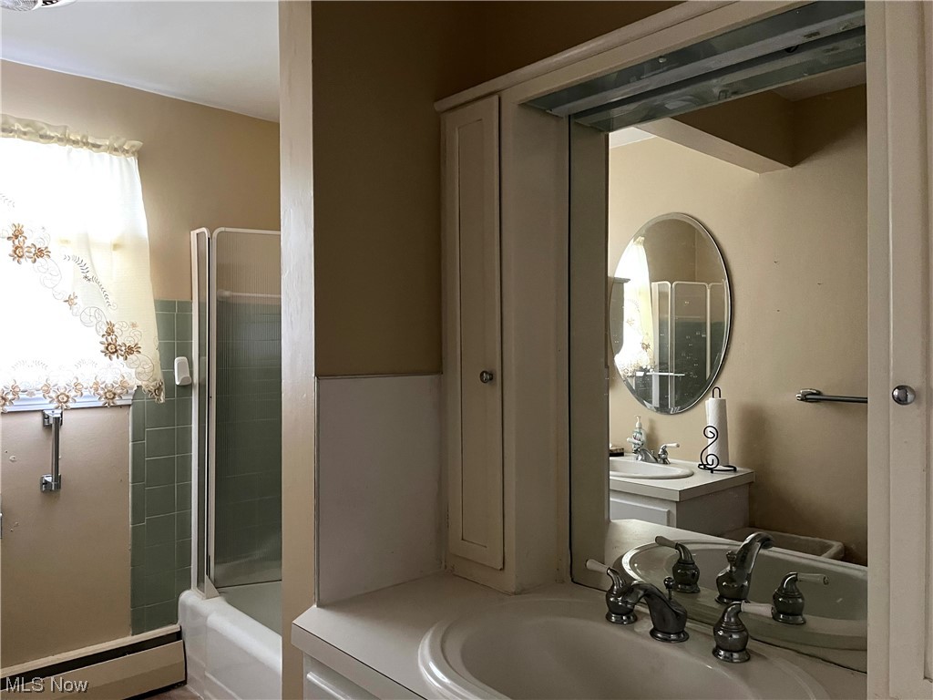 C R Macklin 02 - Residential