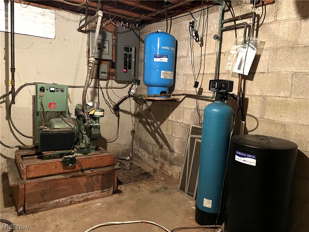 C R Macklin 02 - Residential