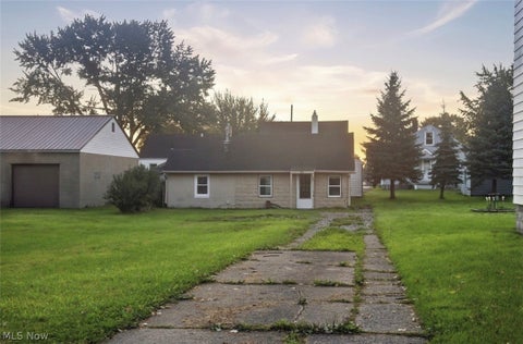 Homes For Sale - 153 N Dunlap Avenue<br/> Youngstown, OH 44509