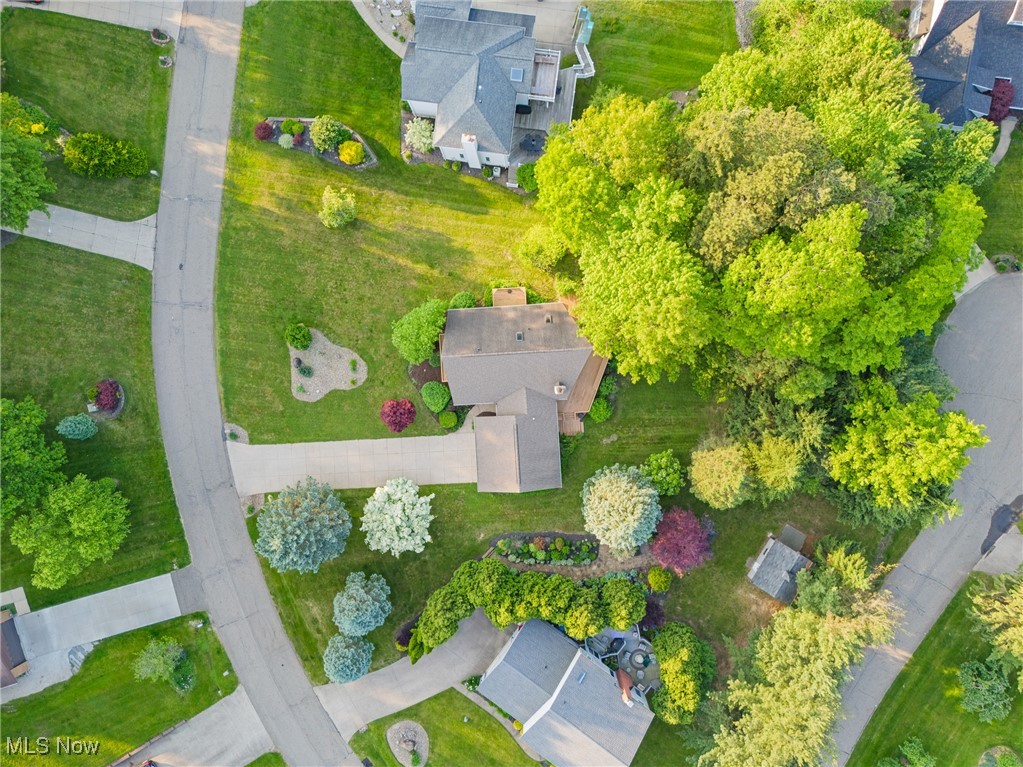 Pineknoll Estate 1 - Residential